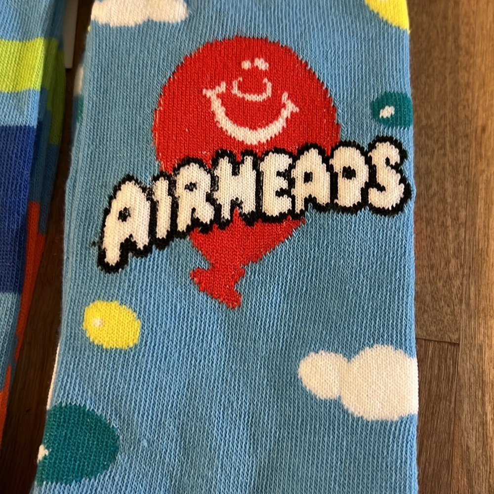 Airheads Logo Graphic Unisex 2 Pair Crew Socks NWT - Picture 6 of 11